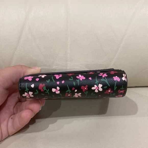 NWT Kate Spade Black Floral Splendid Ditsy Schuyler Small L Zip Bifold Wallet - Picture 12 of 15